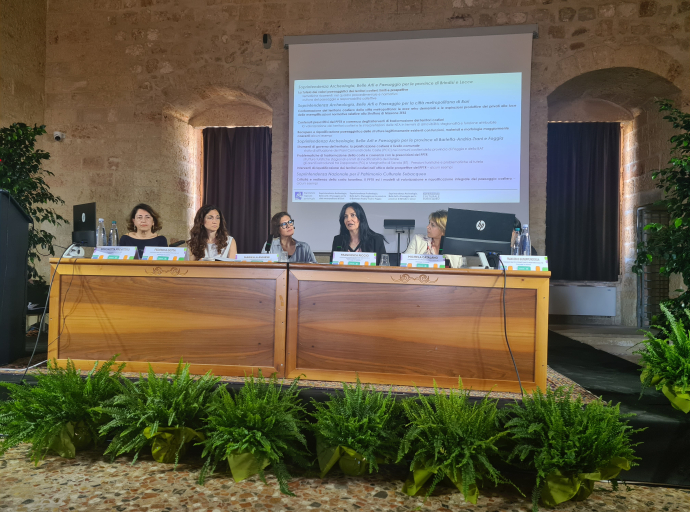 Paesaggi in azione. Governare le trasformazioni, pianificare il futuro. Il Paesaggio Costiero.